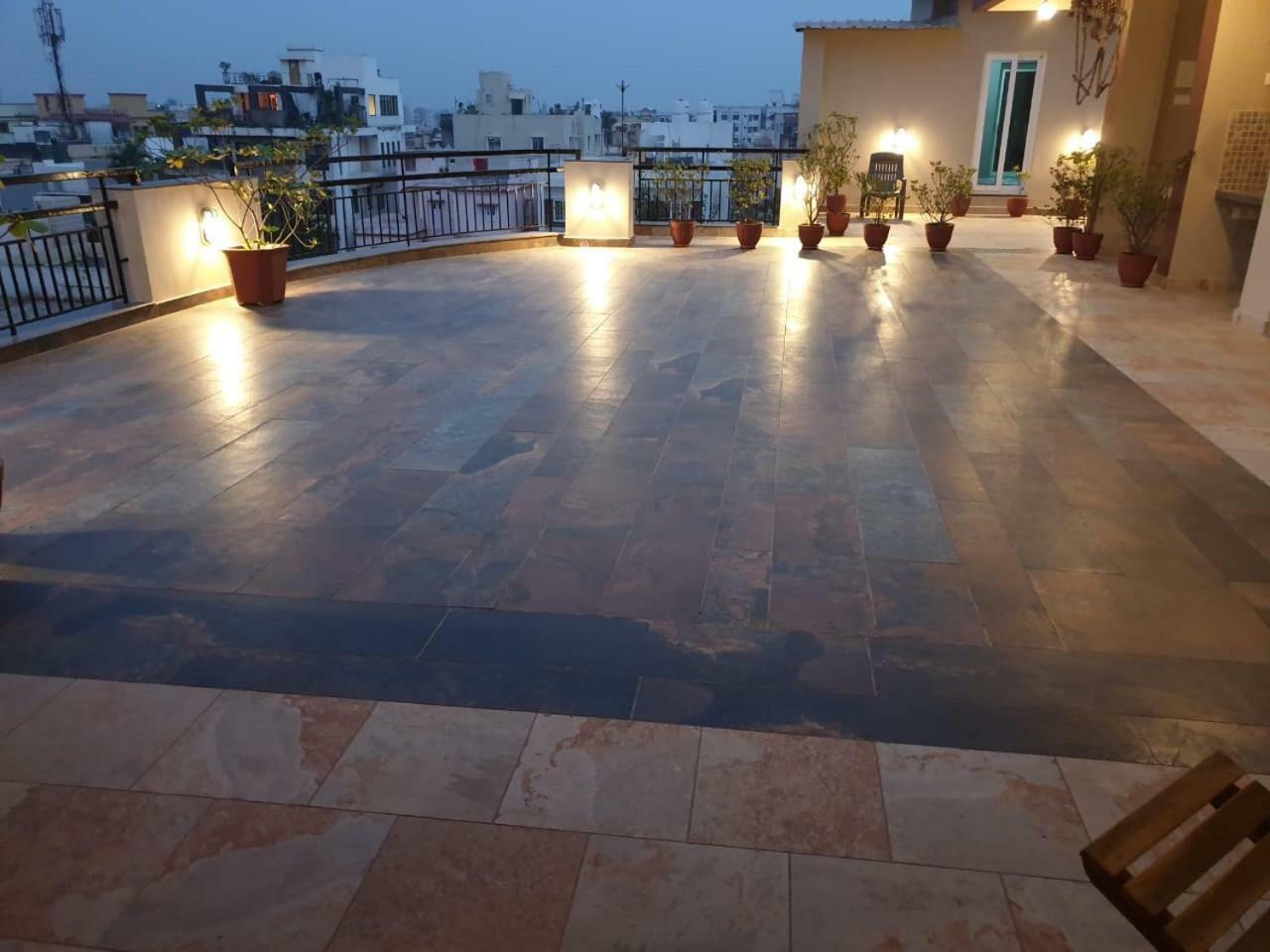 The Rooftop Cabana, A Homestay Bhubaneswar Extérieur photo